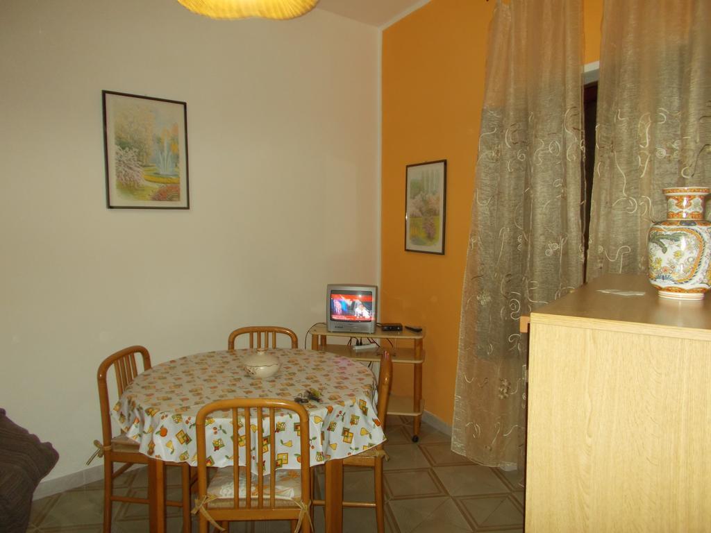 Zia Silvana Apartment Trapani Bagian luar foto