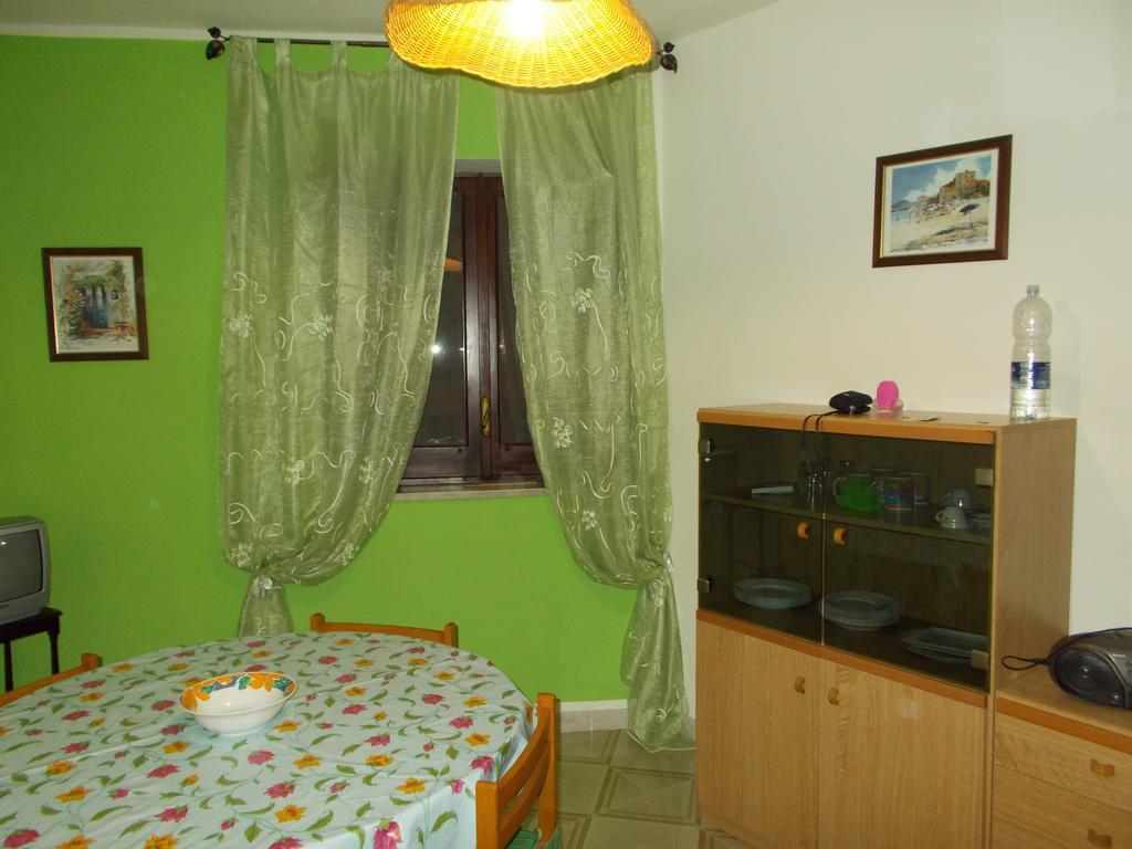 Zia Silvana Apartment Trapani Bagian luar foto