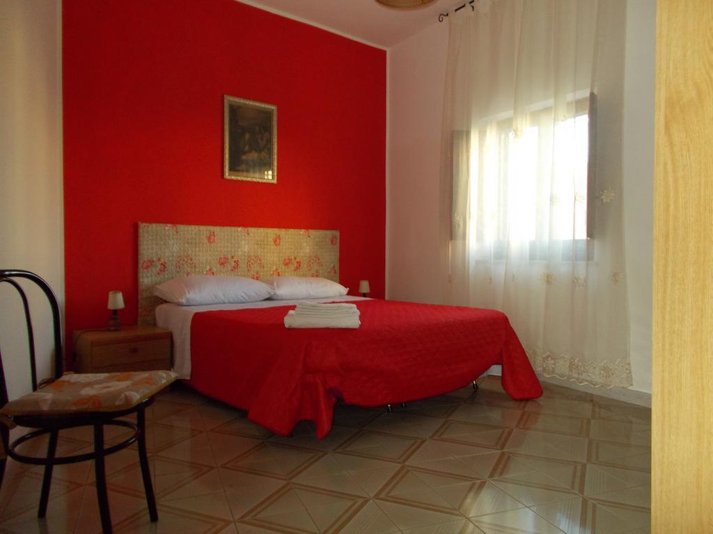 Zia Silvana Apartment Trapani Bagian luar foto